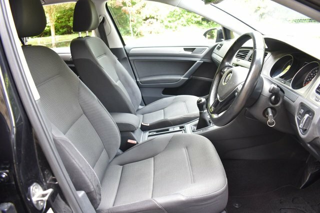 Volkswagen Golf 1.6 Tdi Bluemotion Tech Match Hatchback Black #6