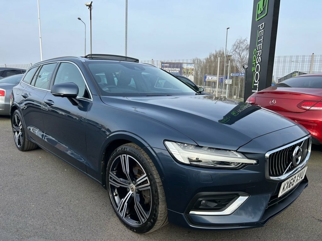Volvo V60 2L Inscription Pro KX68XVU Blue #3