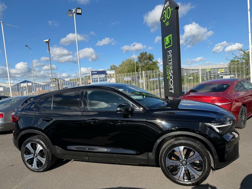 Volvo C40 Suv Black #4