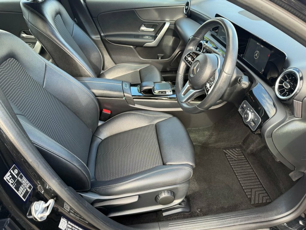 Mercedes-Benz A Class A180d Se Black #10