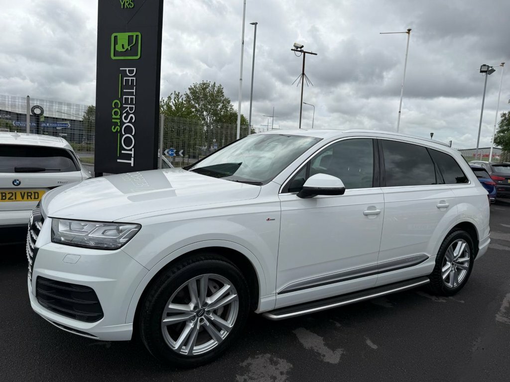 Audi Q7 3L S Line White #2