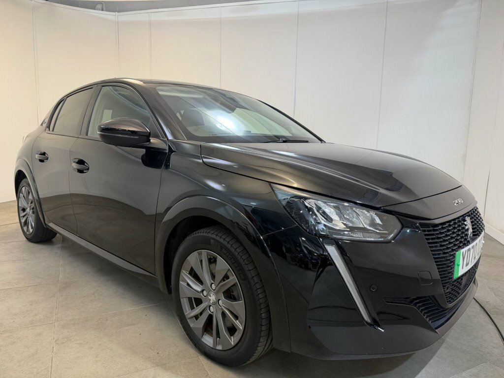 Peugeot e-208 Hatchback Black #3