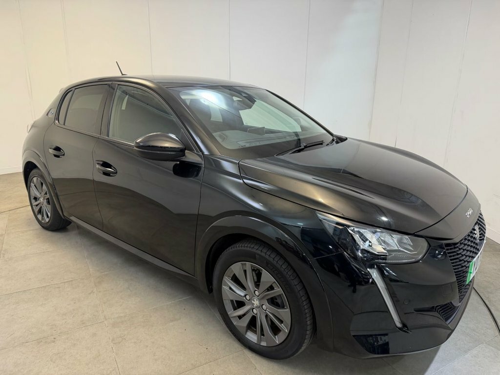 Peugeot e-208 50Kwh Allure Black #38