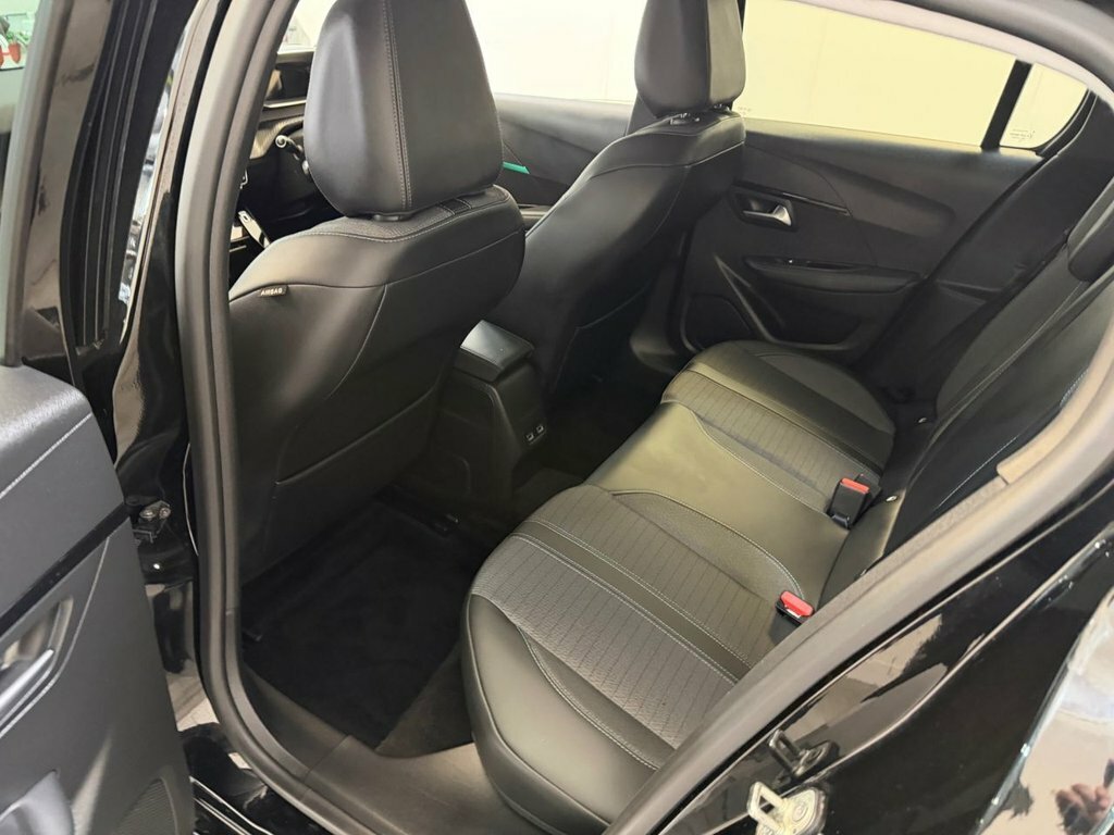 Peugeot e-208 50Kwh Allure Black #51