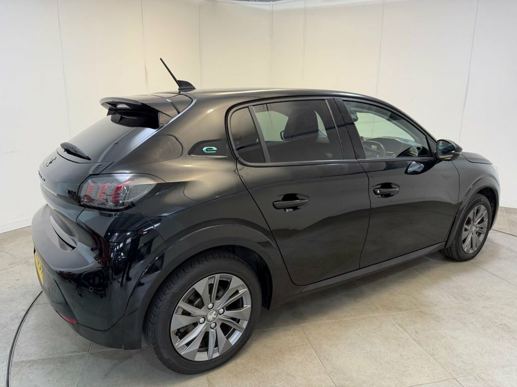 Peugeot e-208 50Kwh Allure Black #26