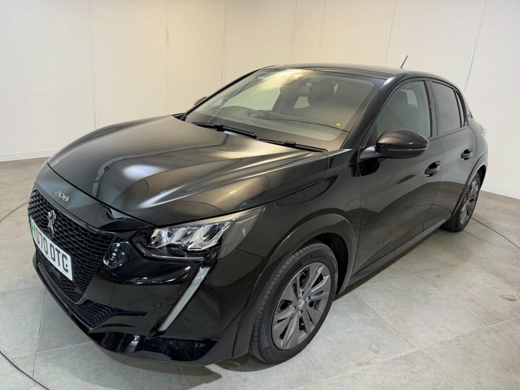 Peugeot e-208 50Kwh Allure Black #35