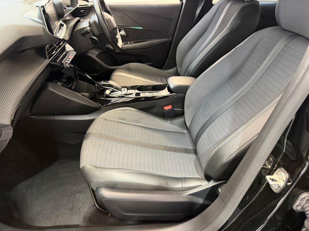 Peugeot e-208 50Kwh Allure Black #49