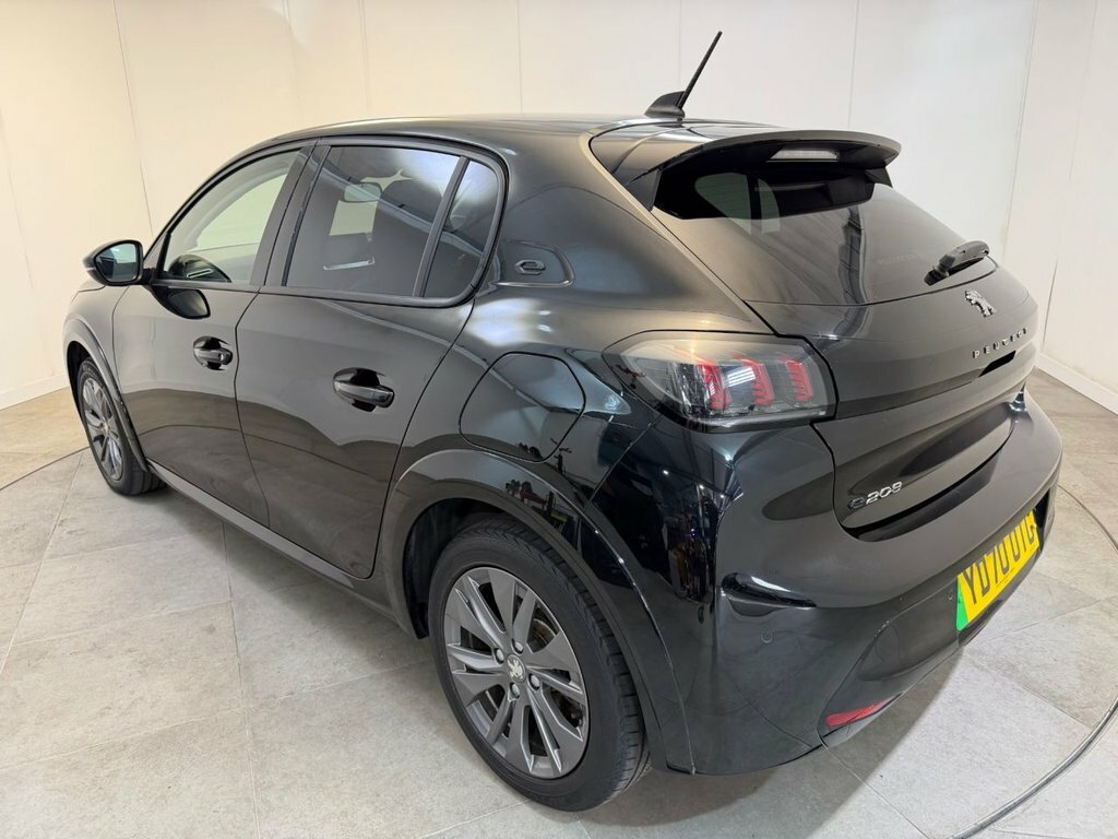Peugeot e-208 50Kwh Allure Black #29
