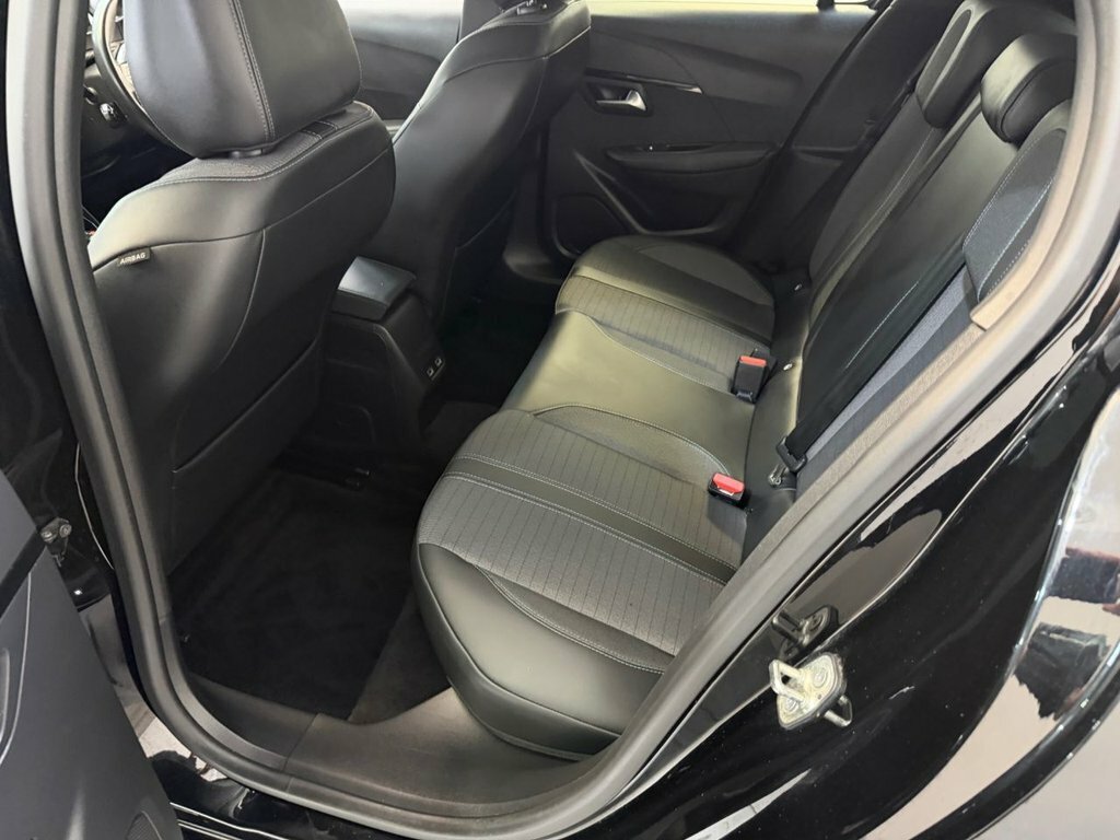 Peugeot e-208 50Kwh Allure Black #52