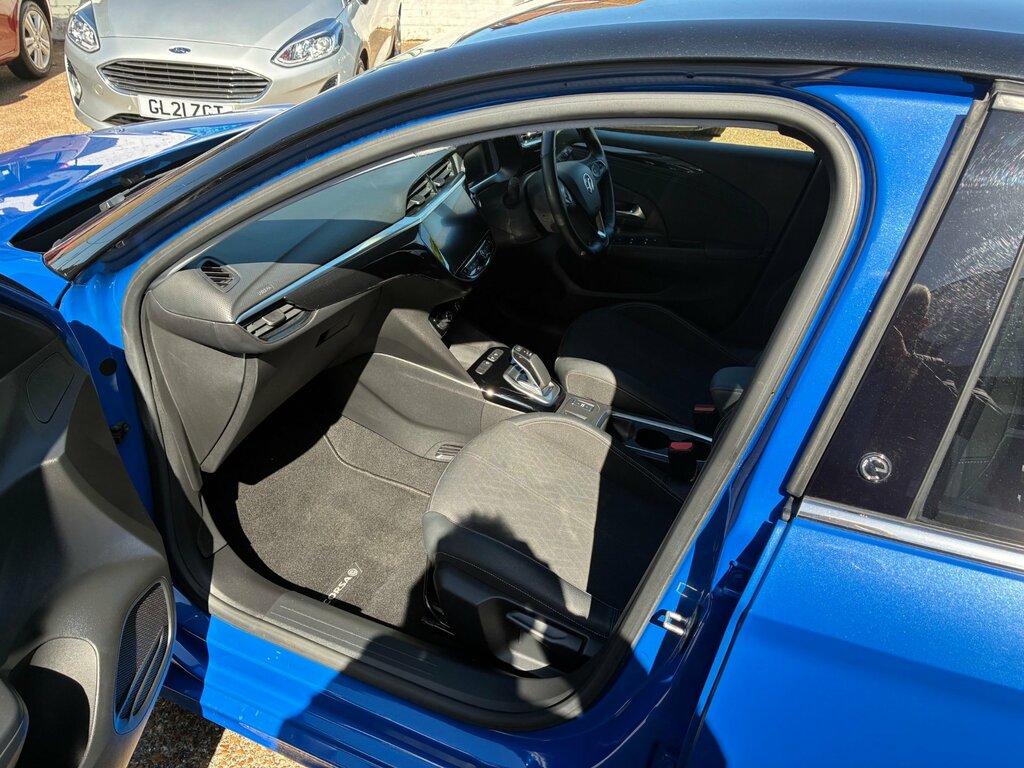Vauxhall Corsa-e Elite Nav 50Kwh Hatchback 7.4Kw Blue #4