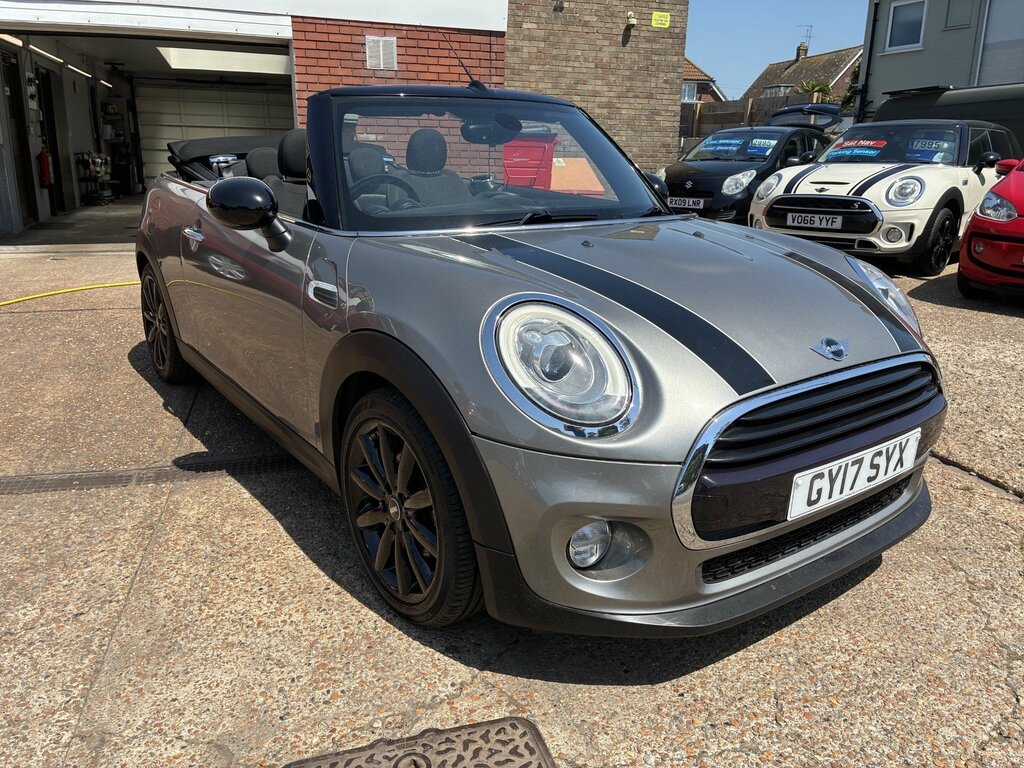 Mini Convertible Cooper D 1.5 6 Euro 6 Ss Silver