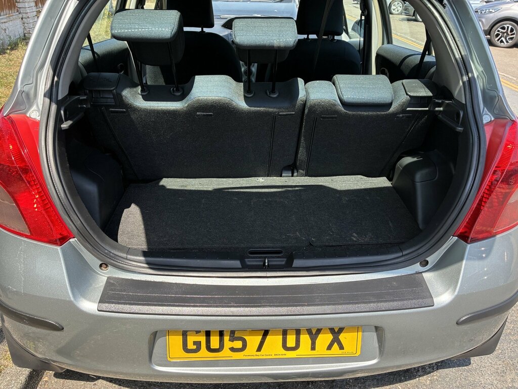 Toyota Yaris 1.4 D-4d Zinc Multimode Silver #8
