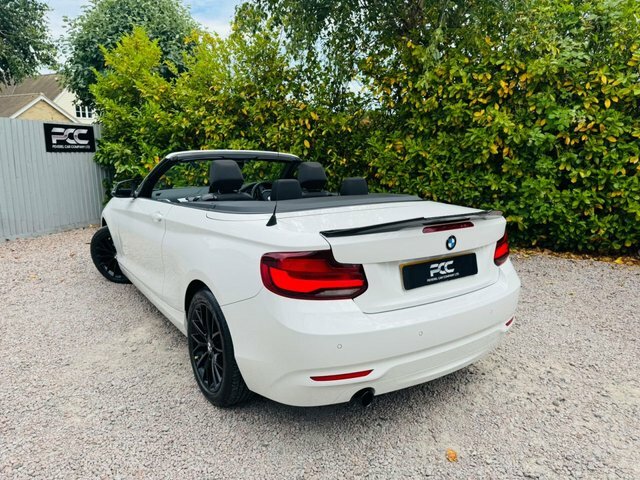 BMW 2 Series 2019 1.5 218I Gpf Se Convertible White #2