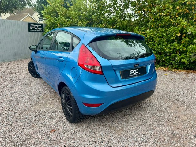 Ford Fiesta 2010 1.4 Edge Hatchback 154 ET10JBU Blue #2