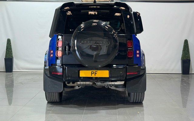 Land Rover Defender 2.0 Sd4 Hse Suv 4Wd Euro 6 S S Black #4