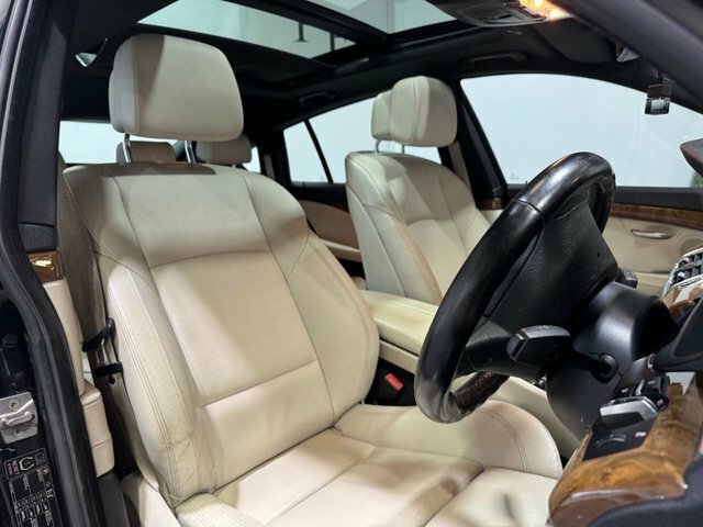 BMW 5 Series Gran Turismo Hatchback Black #10