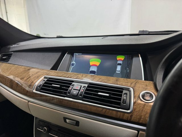 BMW 5 Series Gran Turismo Hatchback Black #8
