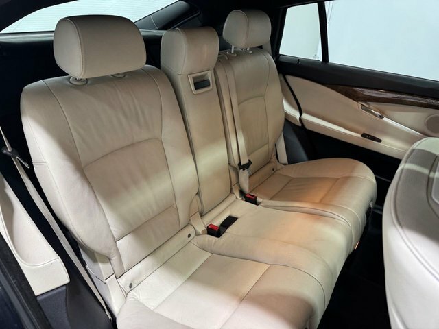 BMW 5 Series Gran Turismo Hatchback Black #12