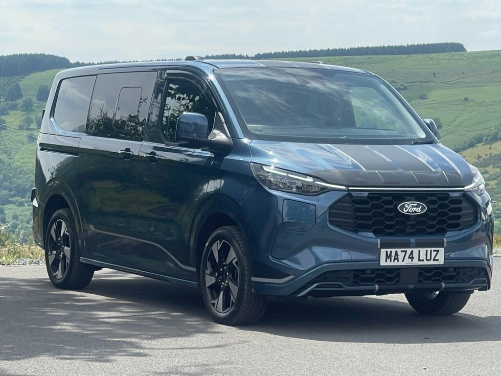 Ford Transit Custom 2.5L Sport Blue