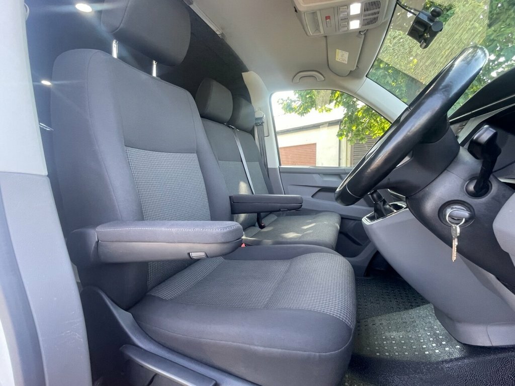 Volkswagen Transporter 2L Startline White #2