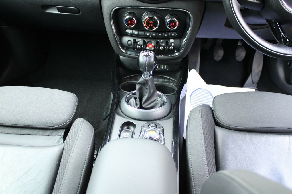 Mini Clubman 1.5 Cooper Euro 6 Ss 6Dr YK18OLJ #6