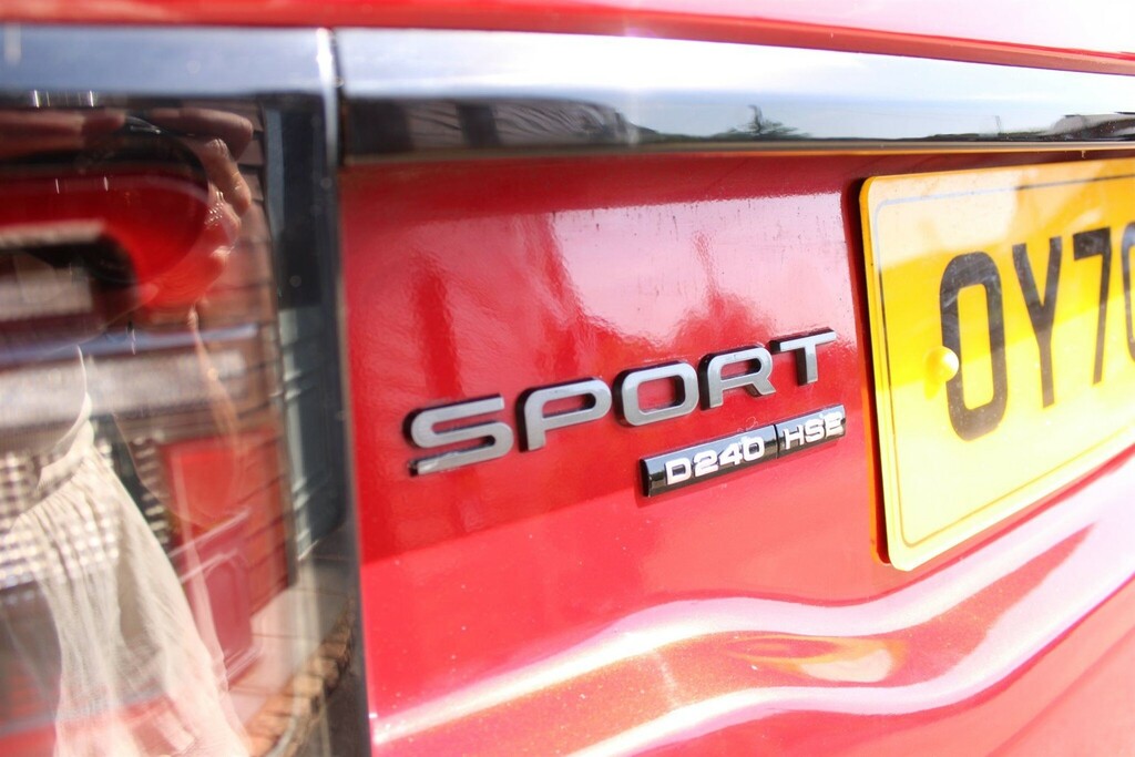 Land Rover Discovery Sport R-dynamic Se Red #44