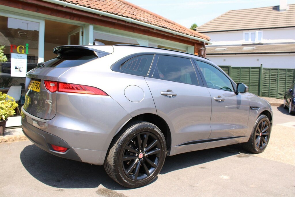 Jaguar F-Pace 2.0 D180 Chequered Flag Awd Euro 6 Ss Grey #4