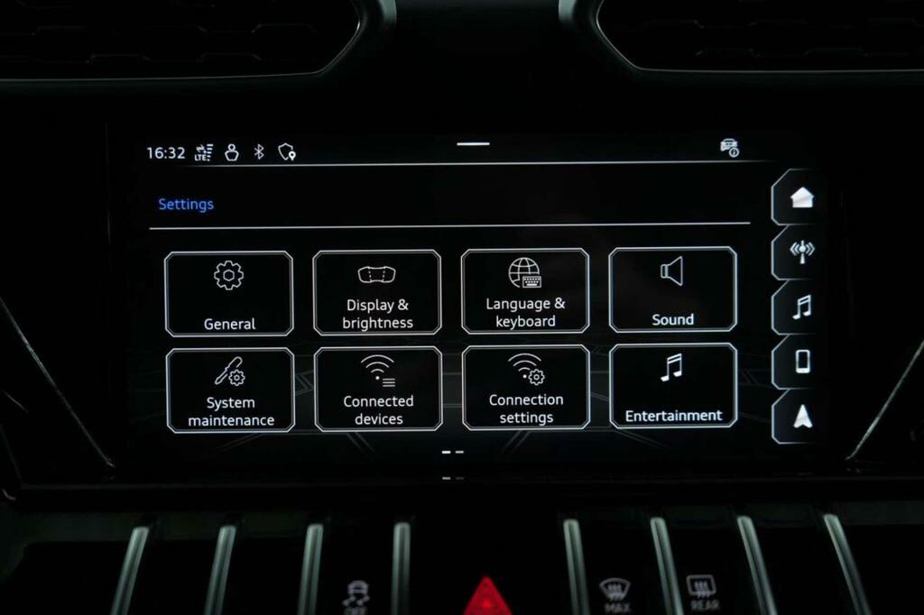 Lamborghini Urus  Black #25