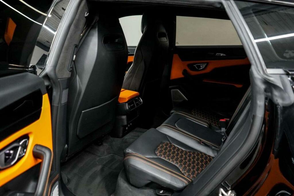 Lamborghini Urus  Black #19