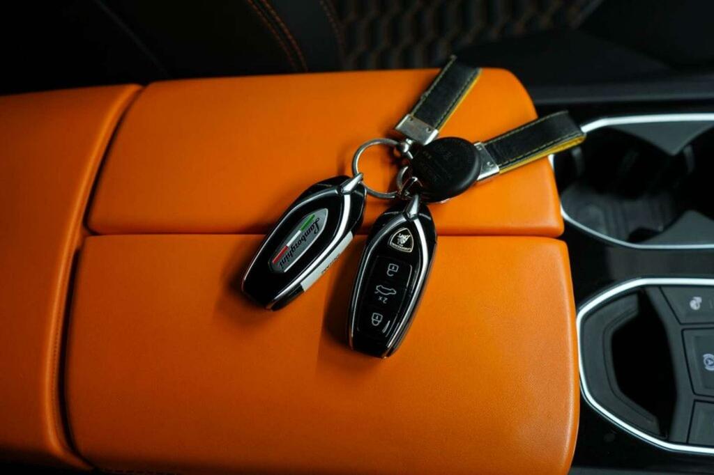 Lamborghini Urus  Black #15