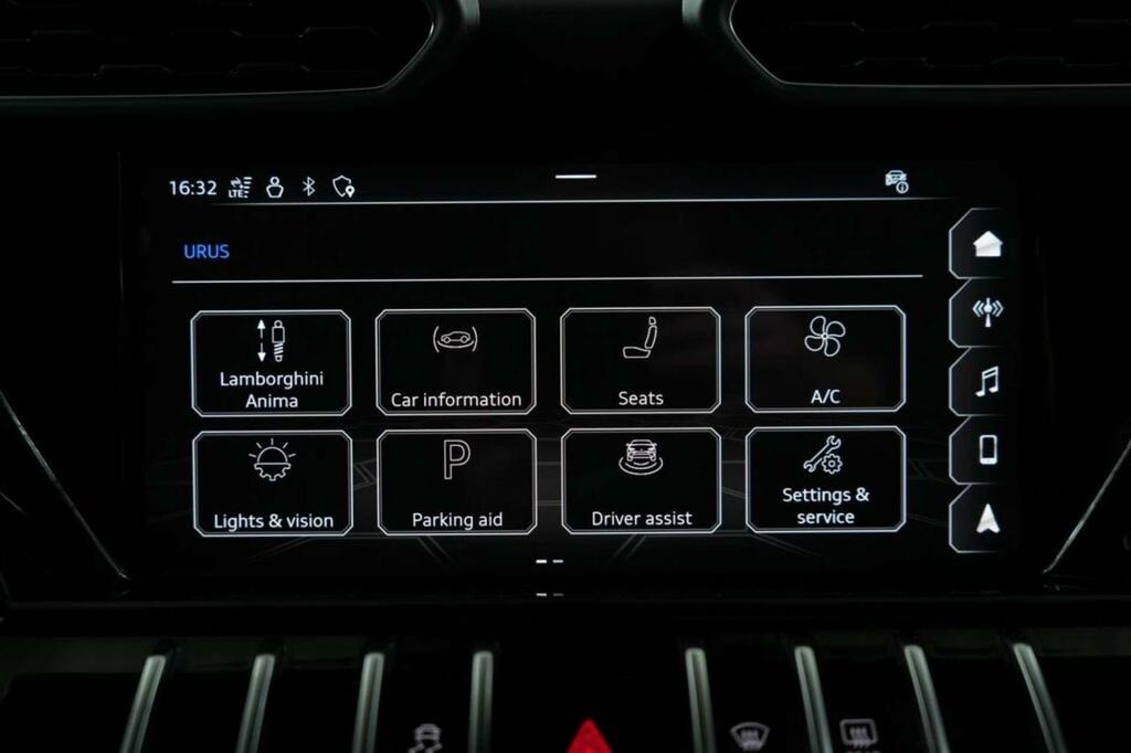 Lamborghini Urus  Black #26