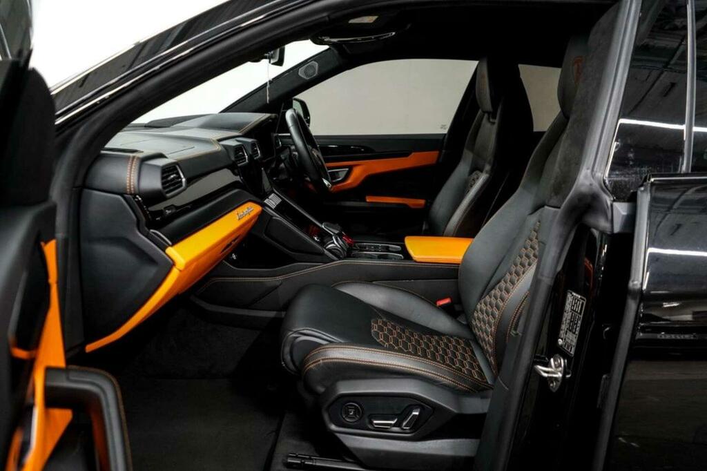 Lamborghini Urus  Black #17