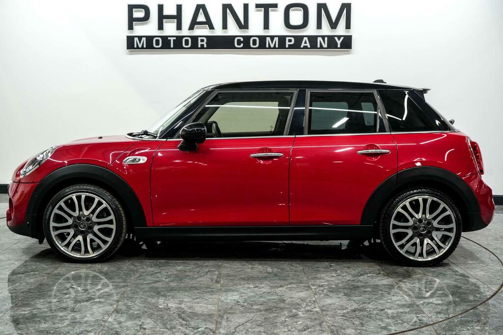 Mini Hatch Cooper S Exclusive Red #3