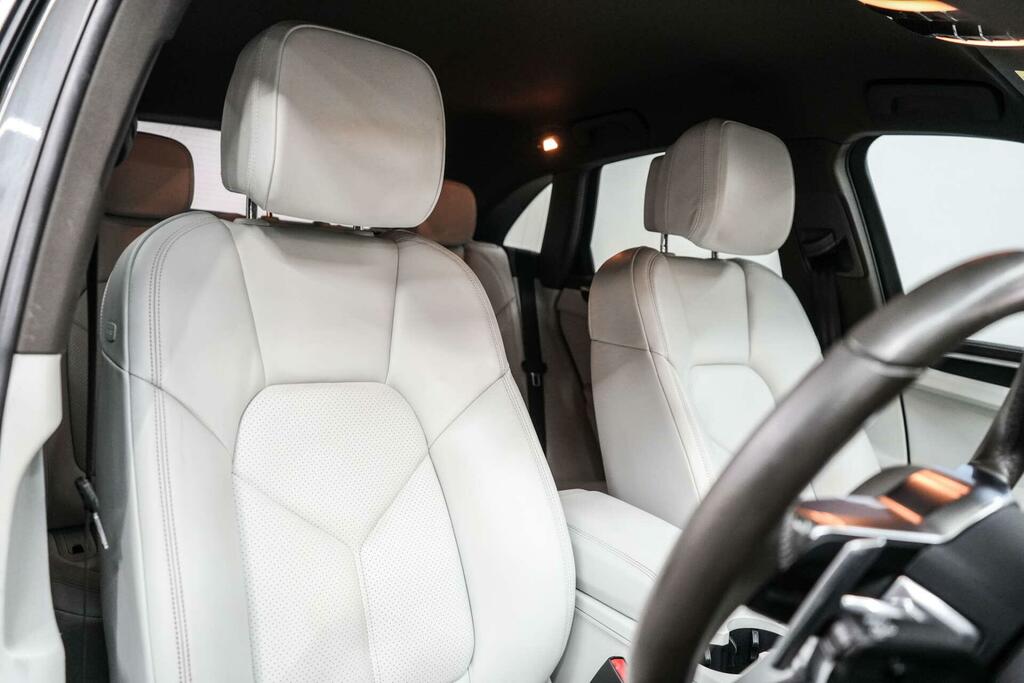 Porsche Macan Suv 3.0 T V6 Gts 201818 White #12