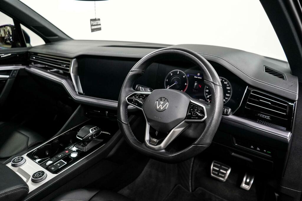 Volkswagen Touareg 3L Black Edition Black #12