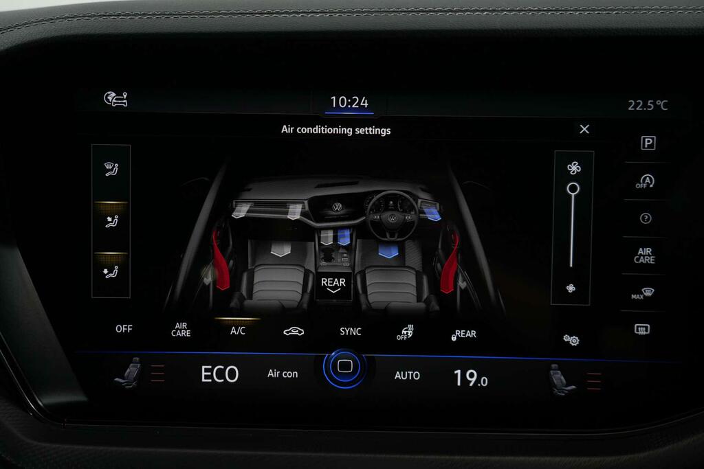 Volkswagen Touareg 3L Black Edition Black #34