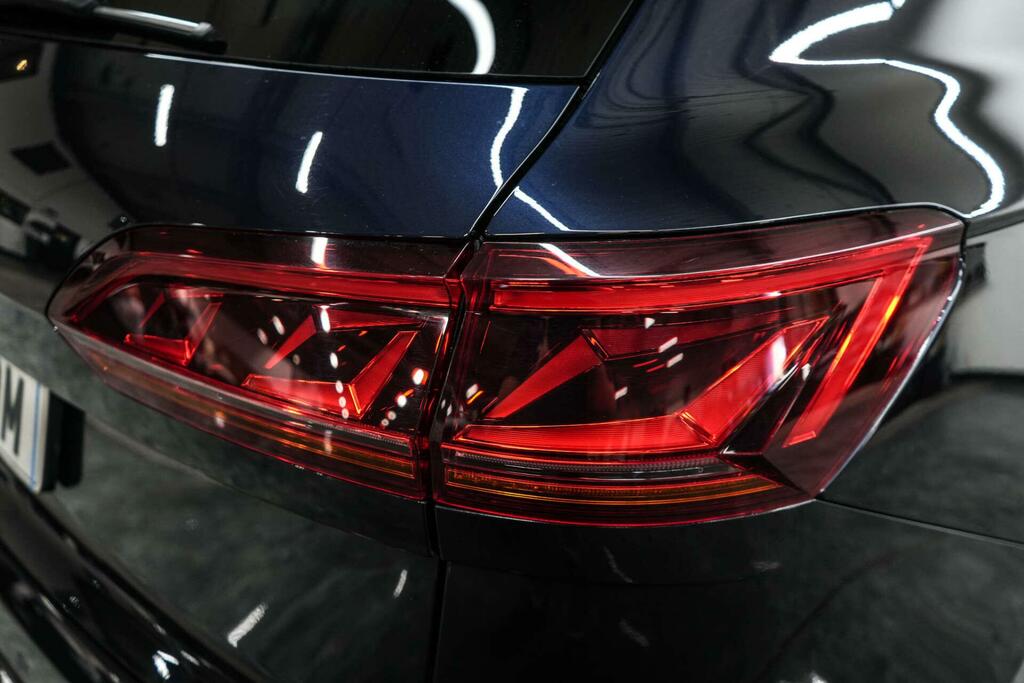 Volkswagen Touareg 3L Black Edition Black #10