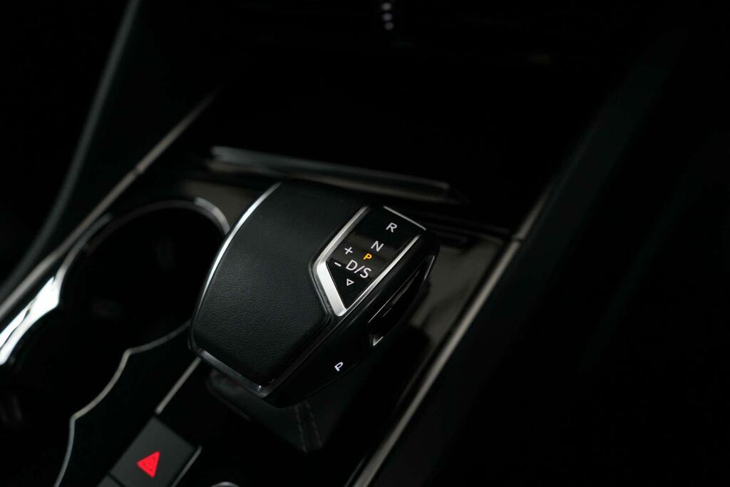Volkswagen Touareg 3L Black Edition Black #30