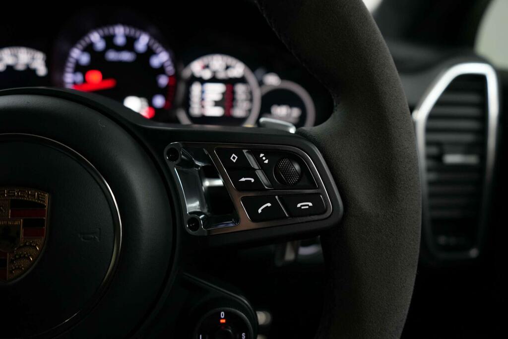 Porsche Cayenne V6 E-hybrid Blue #42
