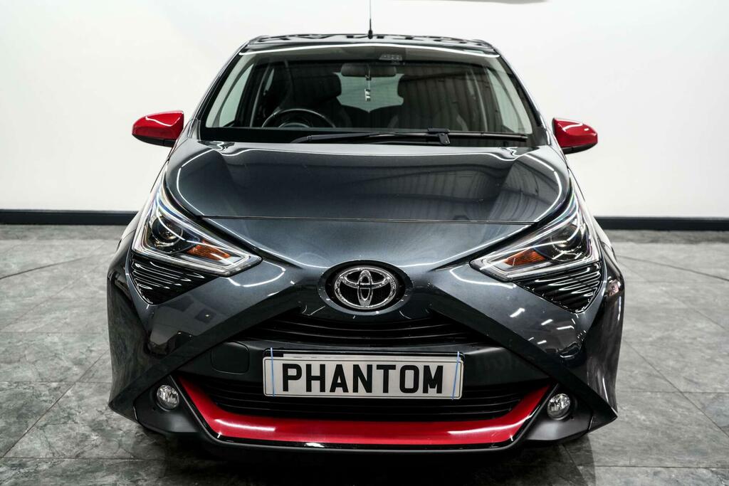 Toyota Aygo X X-trend Grey #5