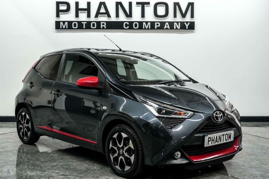 Toyota Aygo X X-trend Grey