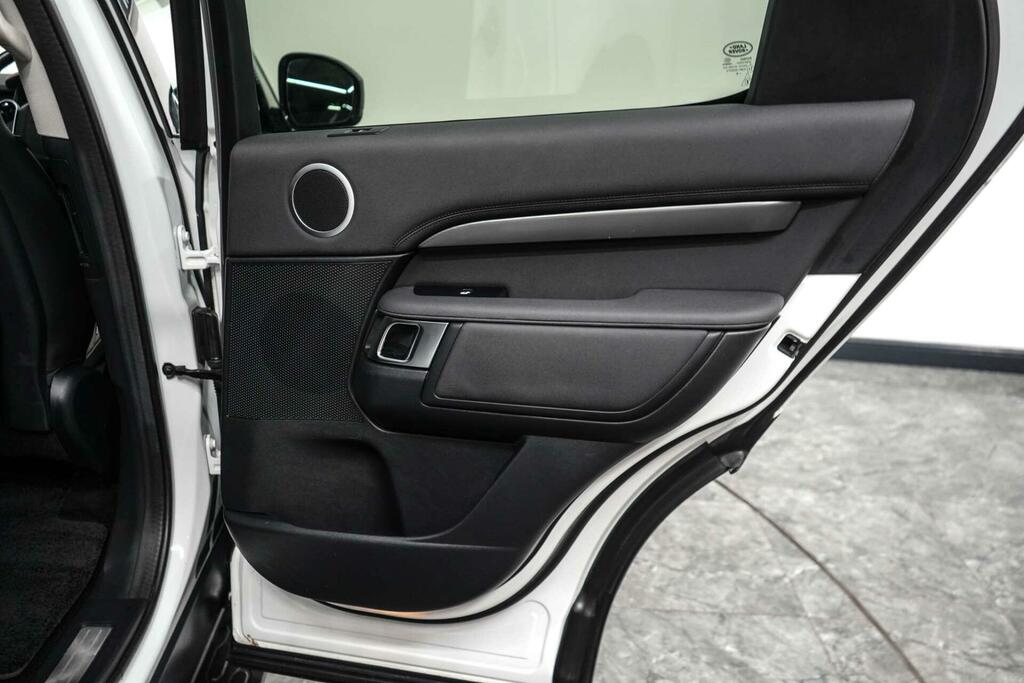 Land Rover Discovery Se Tech Edition4  #24