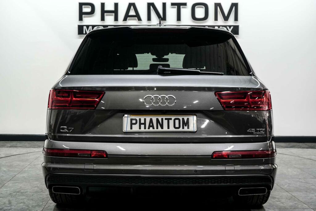 Audi Q7 S Line Grey #4