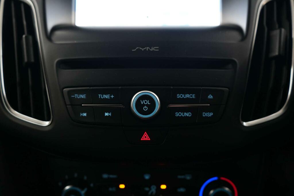 Ford Focus St-line Tdci White #28