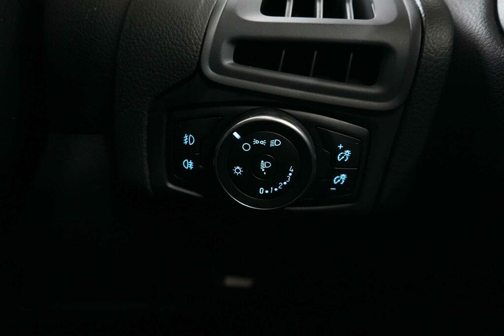 Ford Focus St-line Tdci White #35