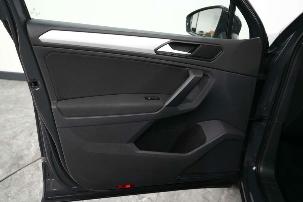 Volkswagen Tiguan Match Tdi Silver #17