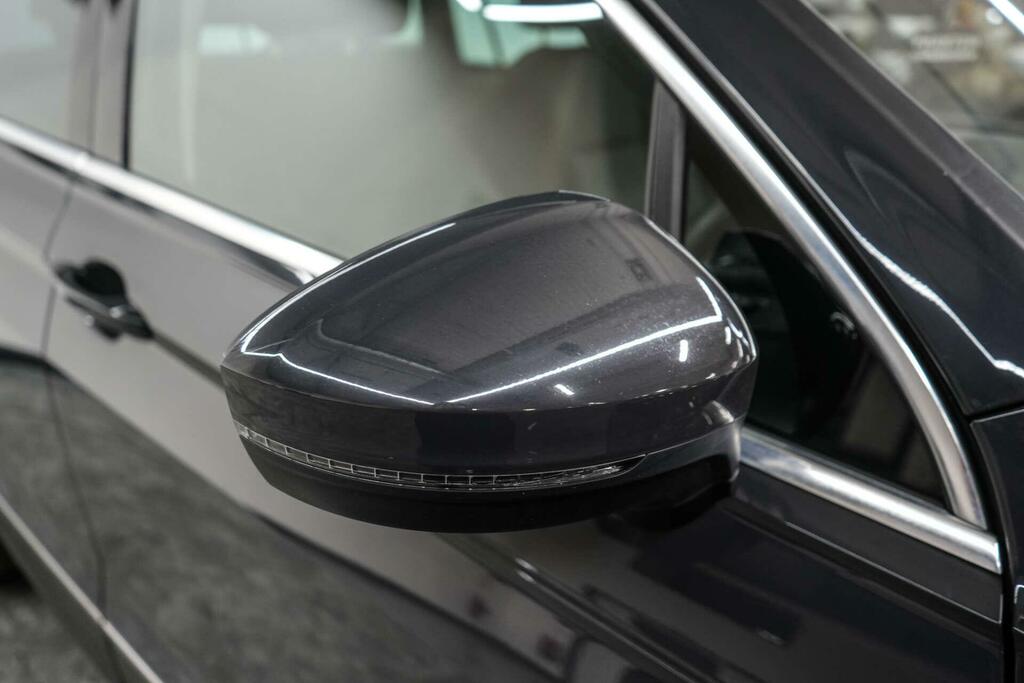 Volkswagen Tiguan Match Tdi Silver #8