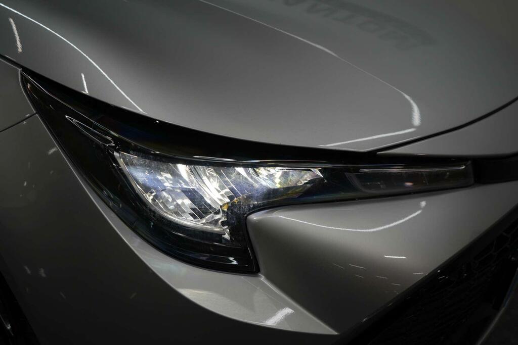 Toyota Corolla Icon Tech White #43