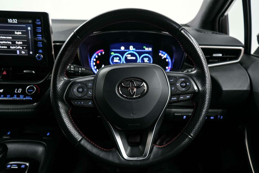 Toyota Corolla Icon Tech White #42