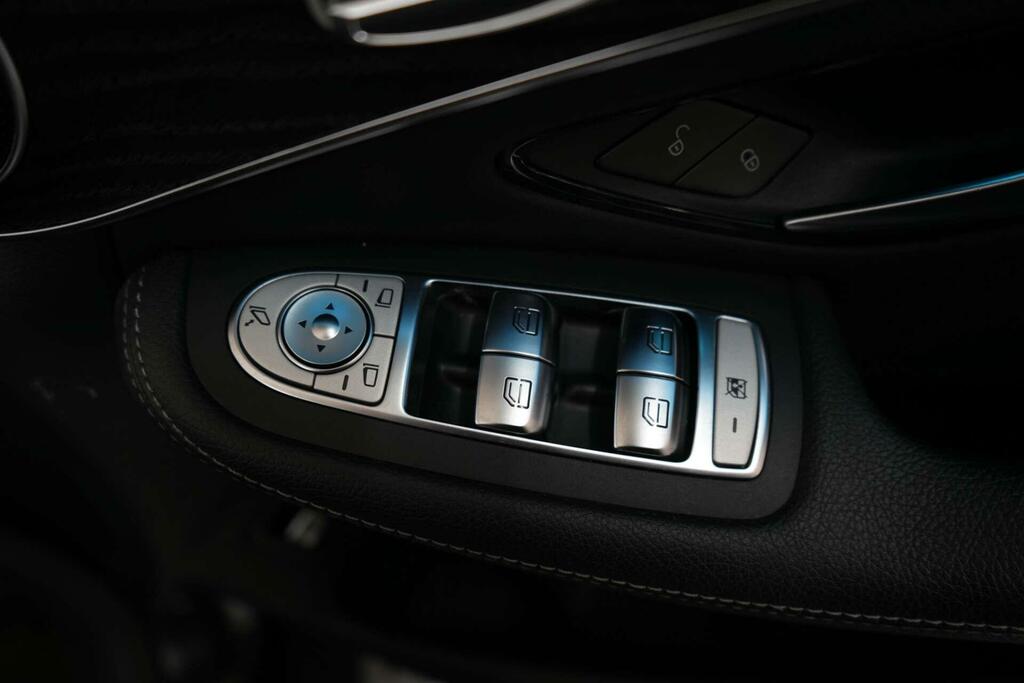 Mercedes-Benz GLC Class Black #24